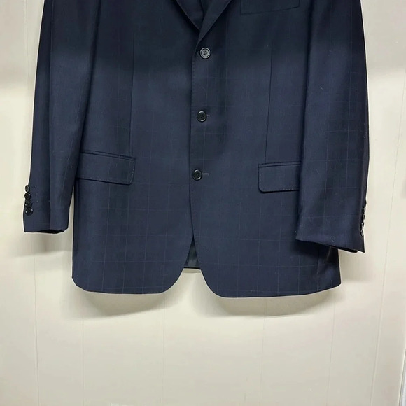 Luciano Natazzi Men’s Two Piece Italian Suit R36 Blue Pinstripe. - Picture 4 of 13